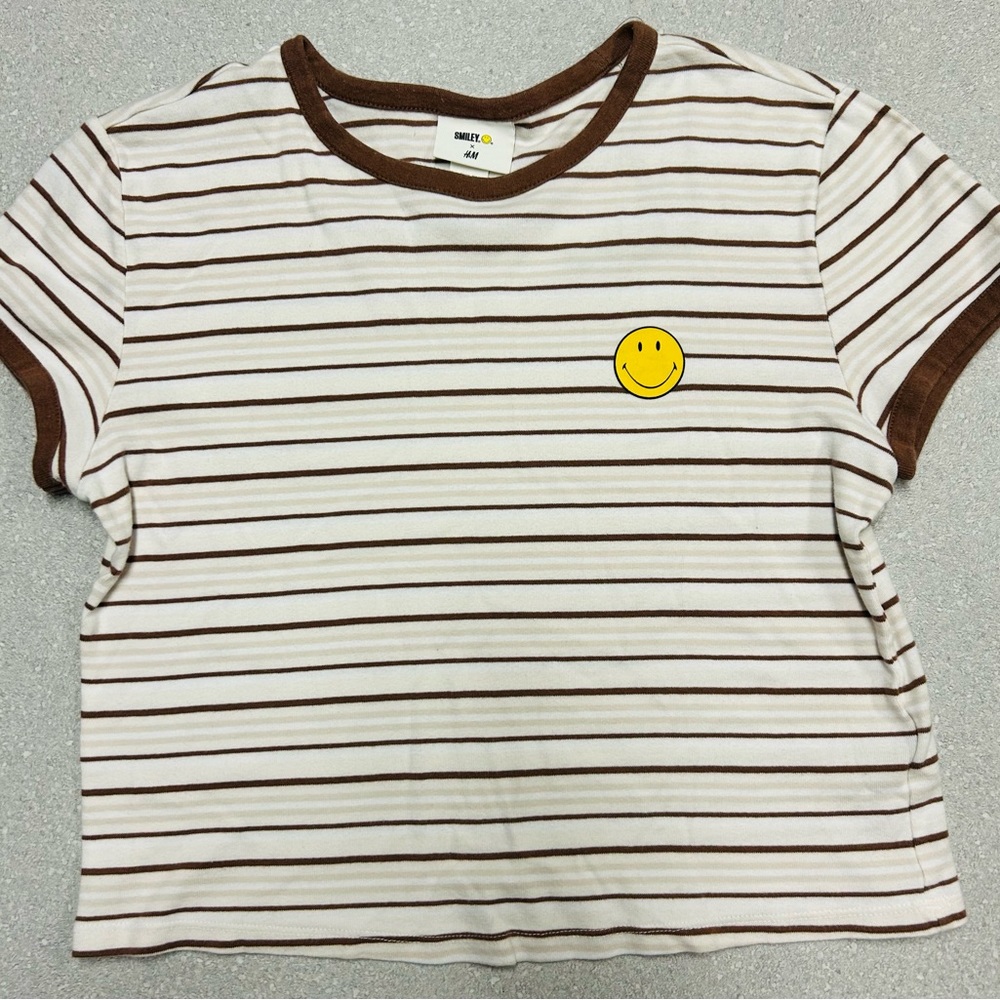 H and M women’s crop top